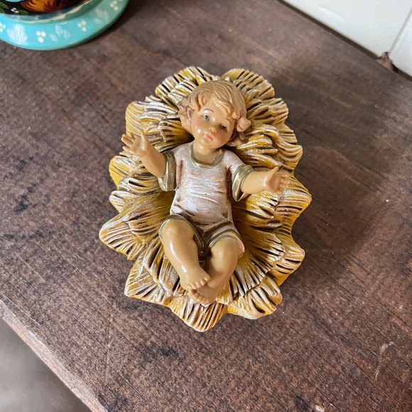 Vintage Fontanini Nativity Scene Set - Picture 2 of 10